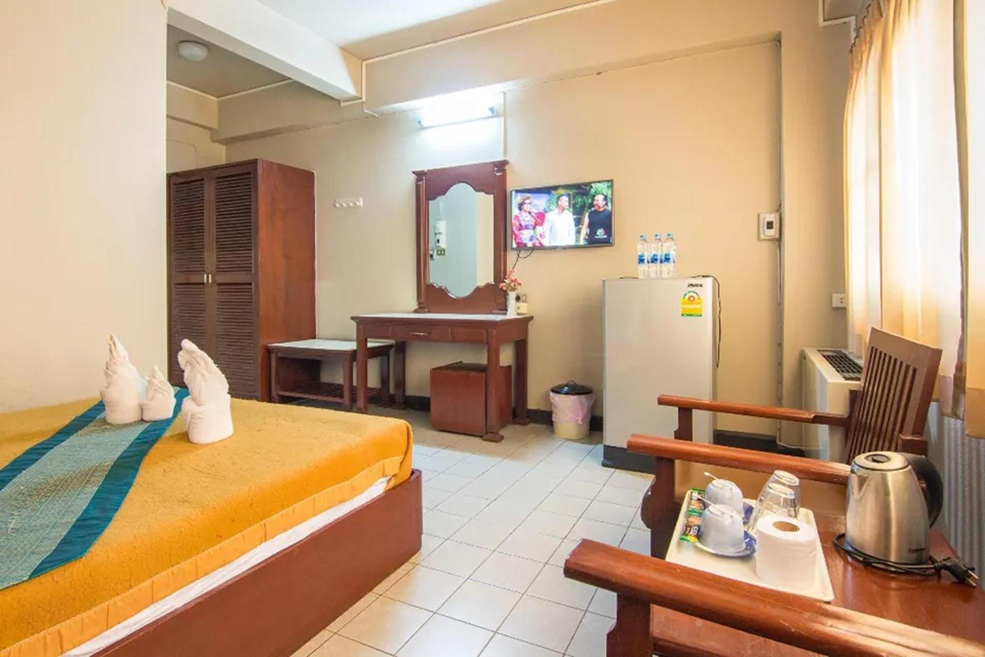 לאמפאנג Khelang Nakorn Hotel מראה חיצוני תמונה