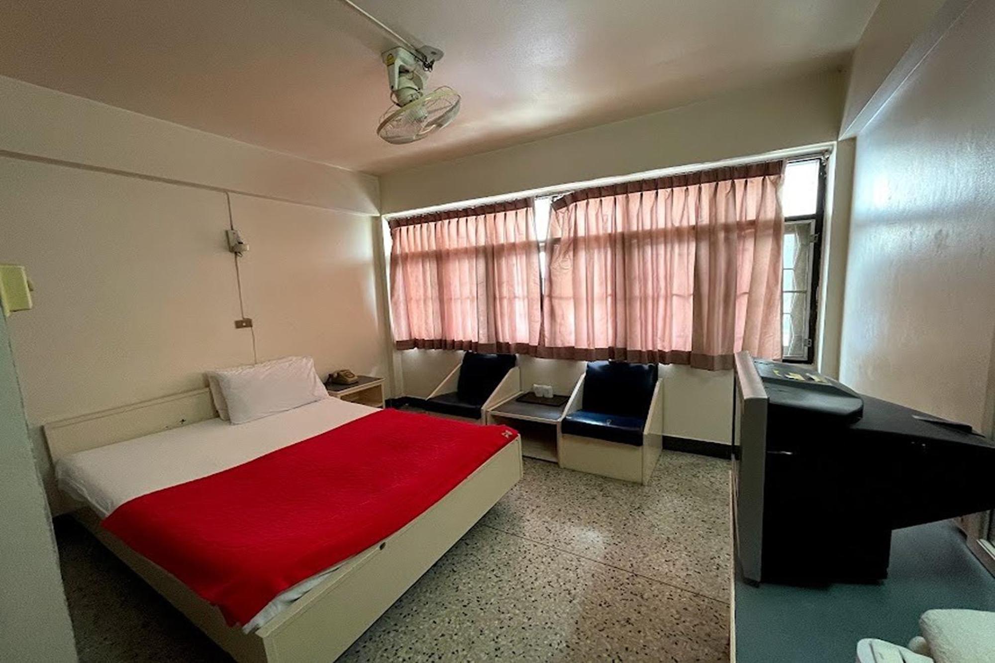לאמפאנג Khelang Nakorn Hotel מראה חיצוני תמונה